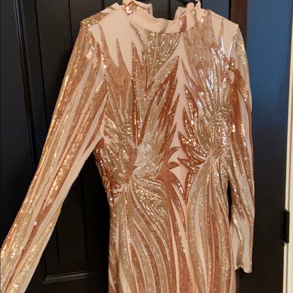 Gold Sequin Party dress - Picture 1 of 3